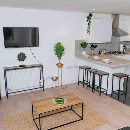 Garden Of Eden 1 Bedroom Flat In Fishponds Bristol Luaran gambar