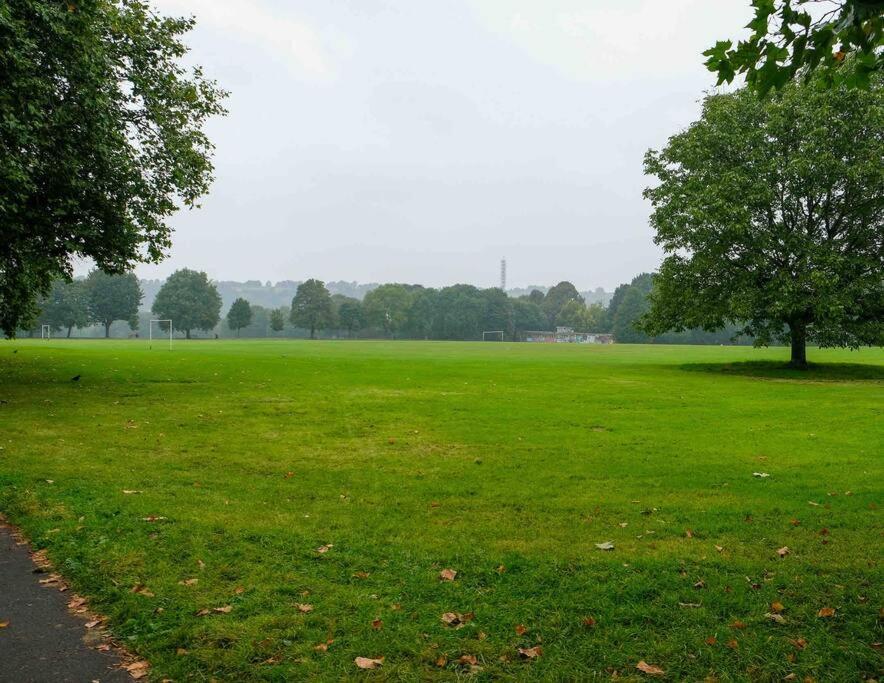 Garden Of Eden 1 Bedroom Flat In Fishponds Bristol Luaran gambar